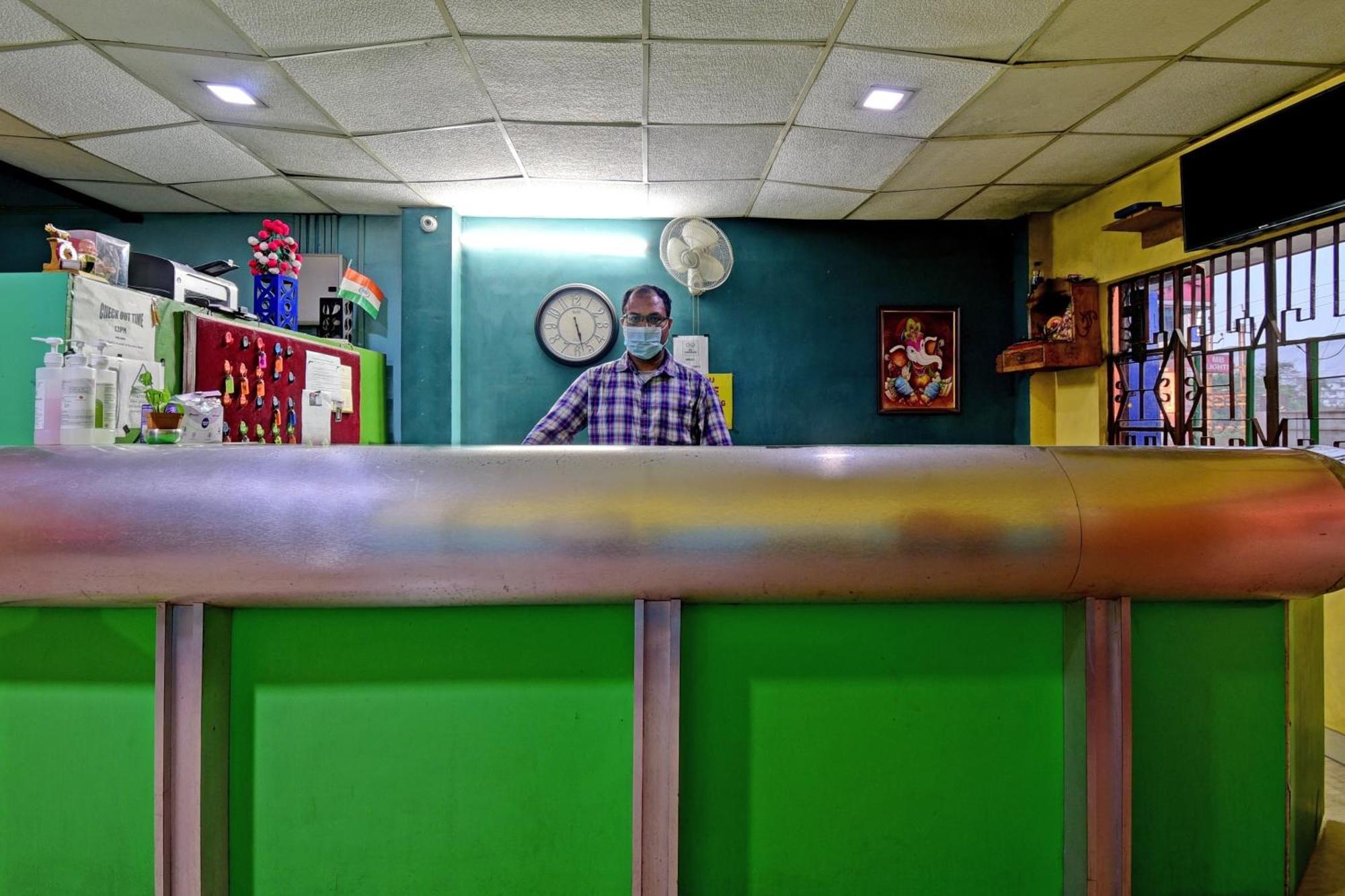 Oyo Flagship Thank You Lodge Nac Dispur Esterno foto