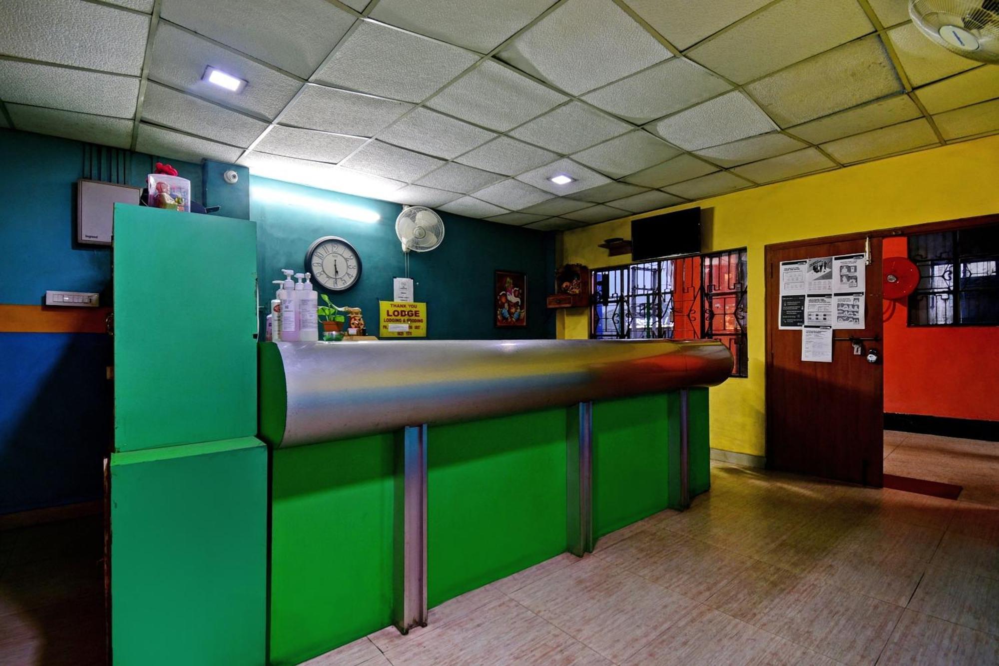 Oyo Flagship Thank You Lodge Nac Dispur Esterno foto
